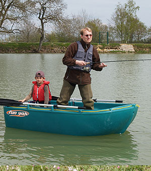 vente barque p&ecirc;che Fun Yak 440